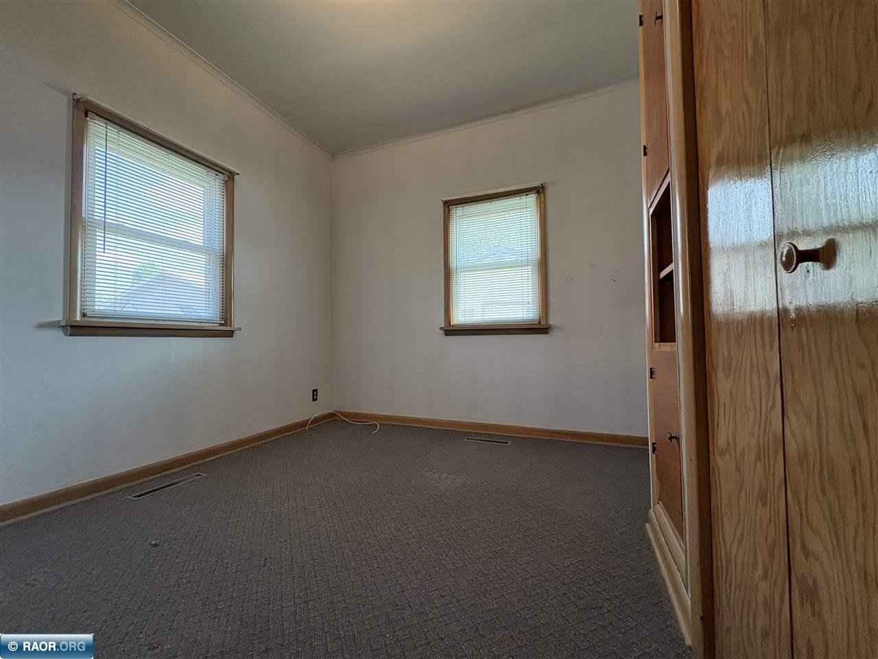 429 4th Street Southwest Chisholm, MN 55719 - Photo 17 of 29