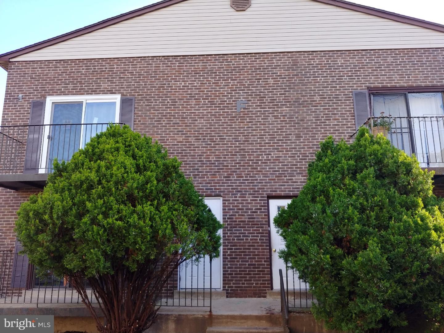 22 South Springfield Road, Unit F4 Clifton Heights, PA 19018 - Photo 2 of 23