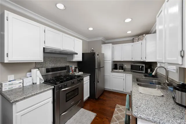 $900,000 | 5836 Trinidad Way, Buena Park, CA 90620