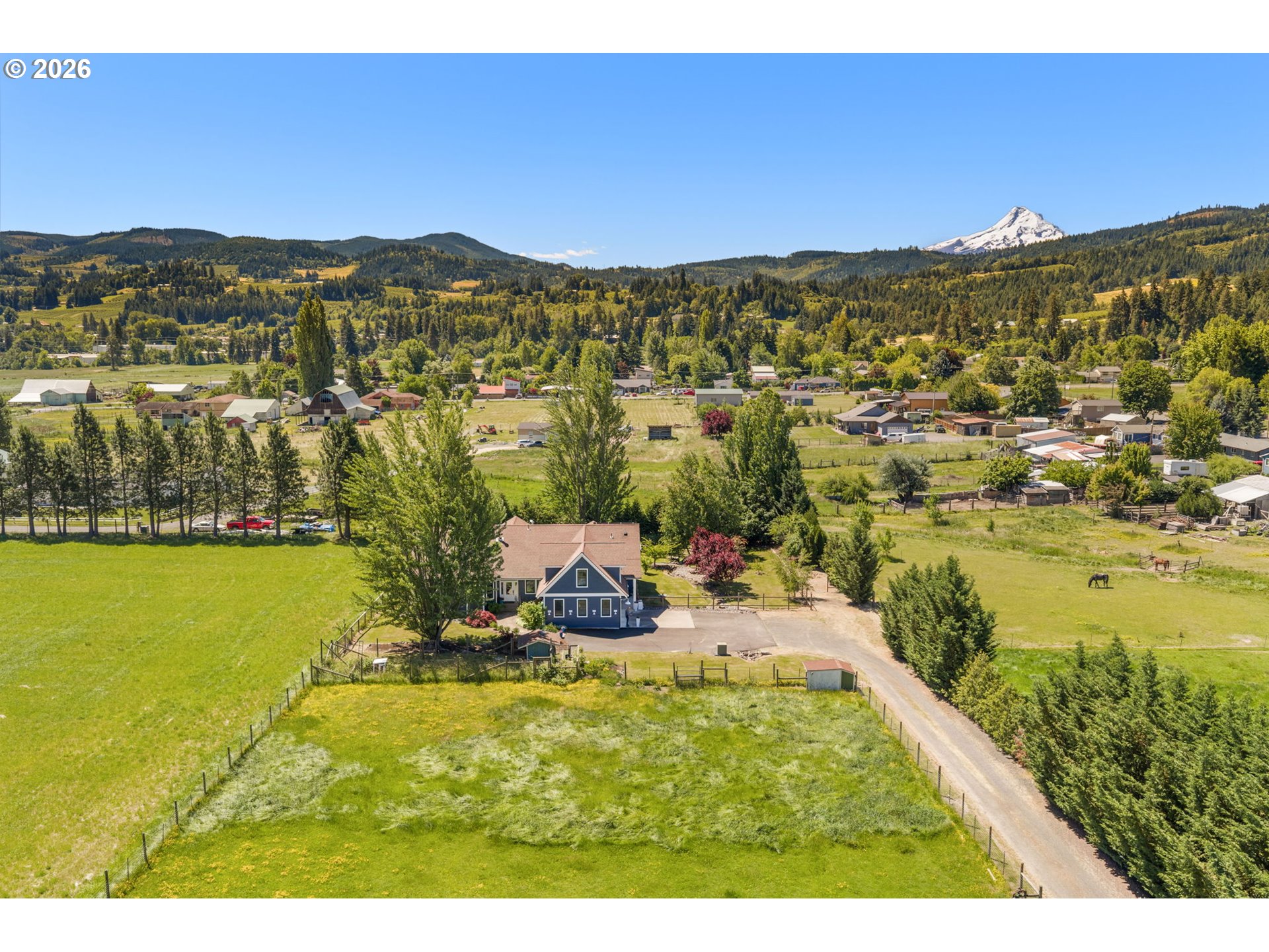 2939 Wyeast Road Hood River, OR 97031 - Photo 46 of 48