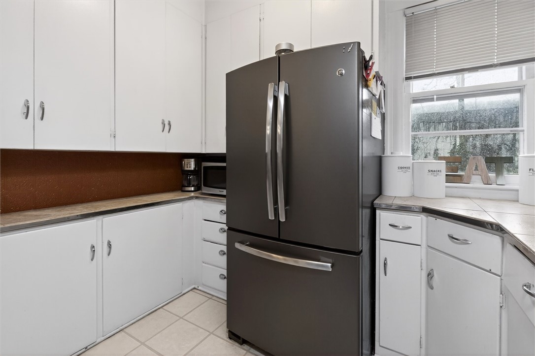 985 Harvard Street Rochester, NY 14610 - Photo 19 of 50