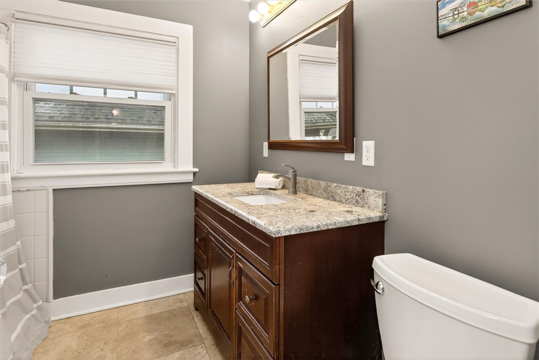 985 Harvard Street Rochester, NY 14610 - Photo 29 of 50