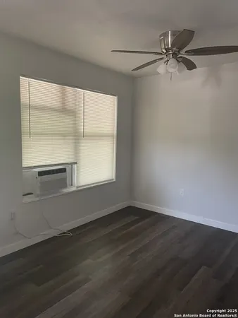 $890 | 4818 Monterey Street, Unit 202, San Antonio, TX 78237