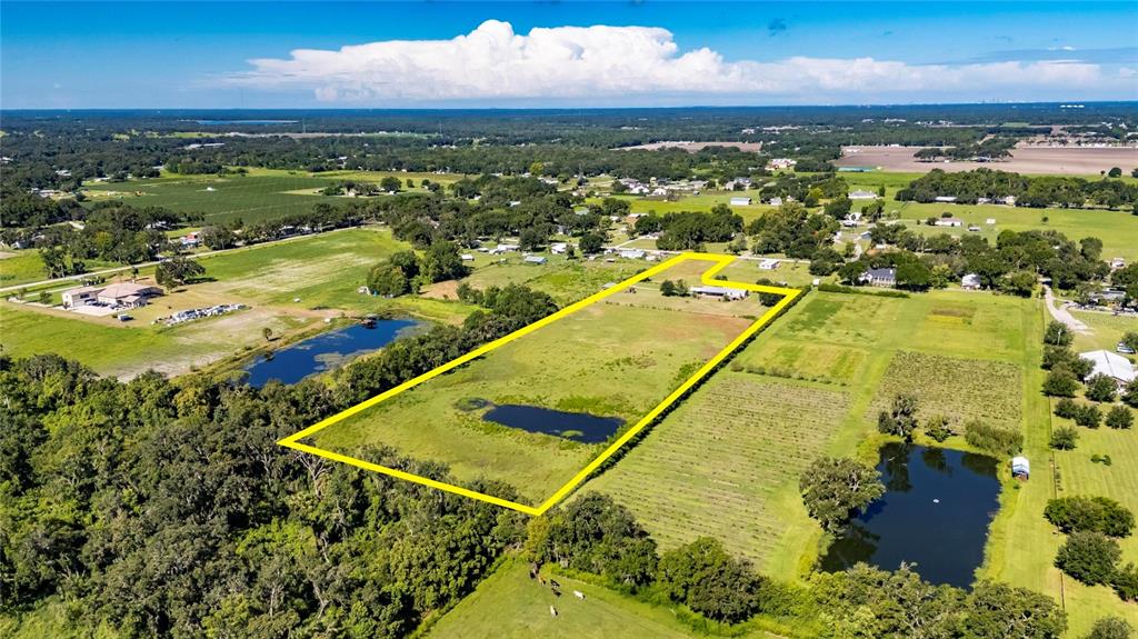 4416 Pippin Road Plant City, FL 33567 - Photo 81 of 86 a view of a city