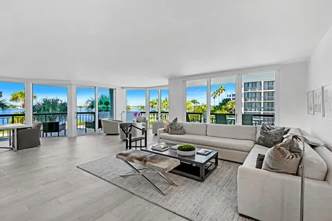 $2,995,000 | 3140 South Ocean Boulevard, Unit 307S, Palm Beach, FL 33480
