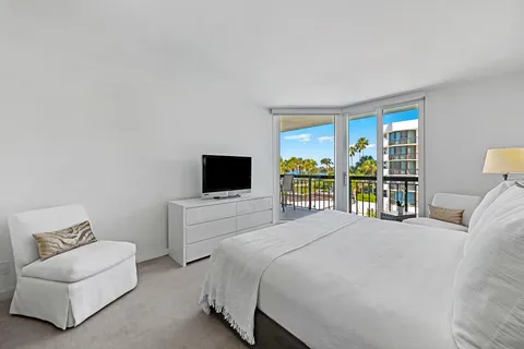 $2,995,000 | 3140 South Ocean Boulevard, Unit 307S, Palm Beach, FL 33480