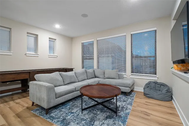 $1,095,000 | 2828 Long Lasso Pass, Leander, TX 78641