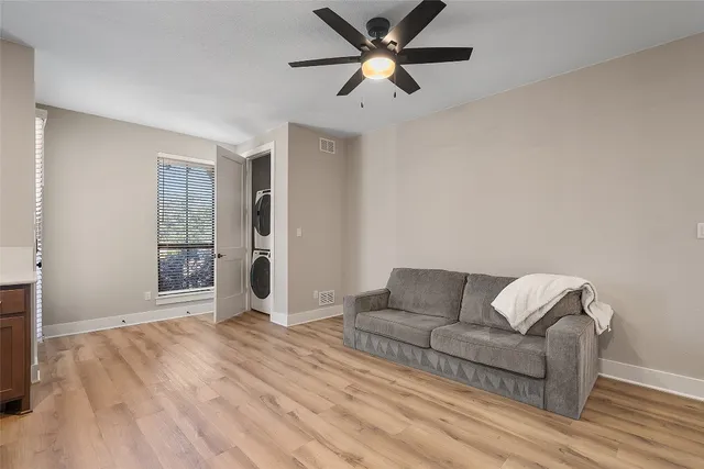 $1,095,000 | 2828 Long Lasso Pass, Leander, TX 78641