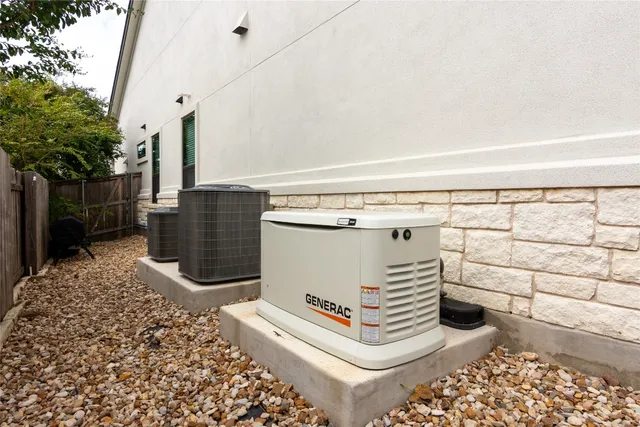 $1,095,000 | 2828 Long Lasso Pass, Leander, TX 78641