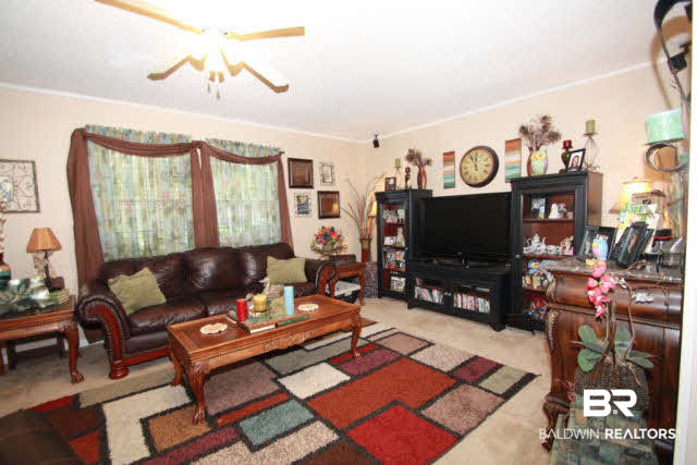 5503 Park Street Satsuma, AL 36572 - Photo 10 of 23 Living