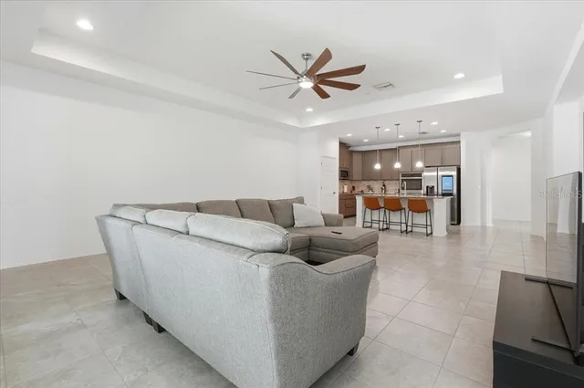 $2,500 | 4130 Solamor Street, Lakeland, FL 33810