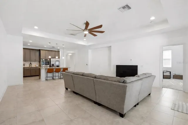 $2,500 | 4130 Solamor Street, Lakeland, FL 33810