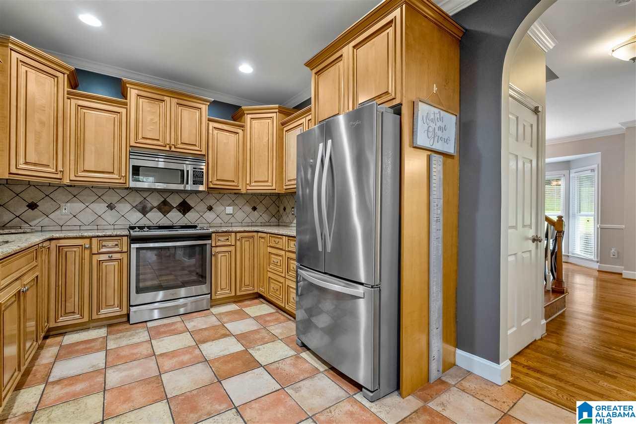 1817 Brookview Lane Birmingham, AL 35216 - Photo 12 of 49