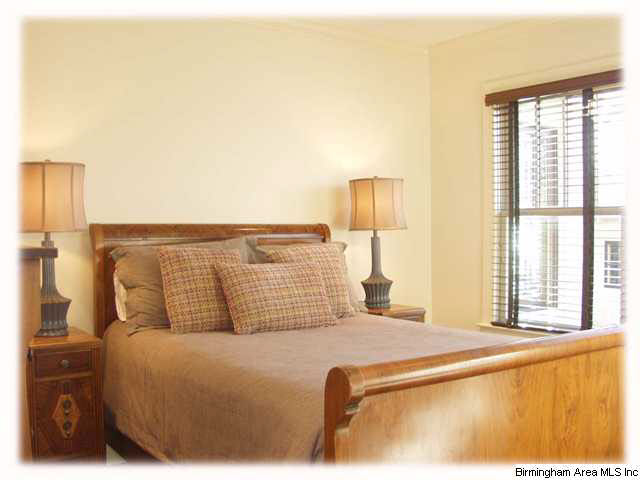 2015 Lancaster Road Birmingham, AL 35209 - Photo 16 of 22