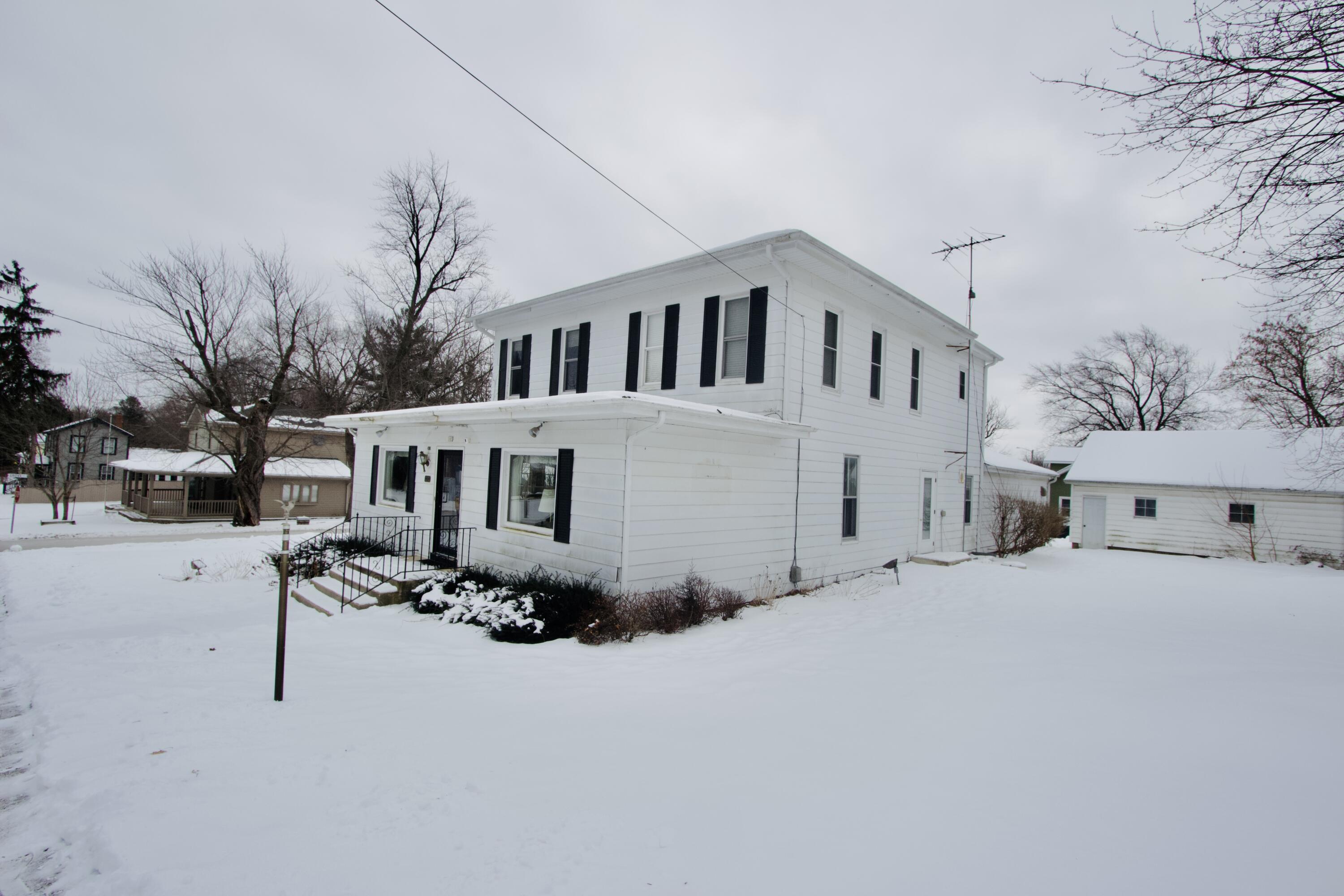 103 West Eagle Street Eagle, WI 53119 - Photo 19 of 31 front