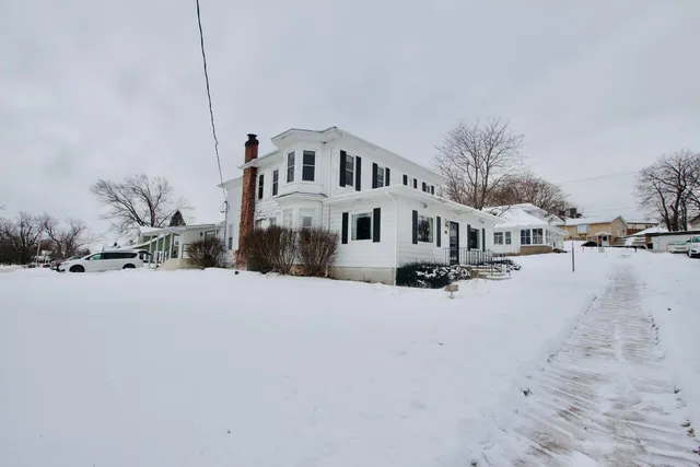 $469,900 | 103 West Eagle Street, Eagle, WI 53119