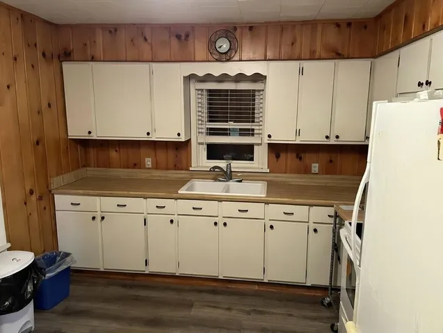 $469,900 | 103 West Eagle Street, Eagle, WI 53119