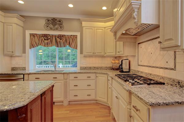 44 Connelly Hill Road Hopkinton, MA 01748 - Photo 12 of 30 Gallery Image 12
