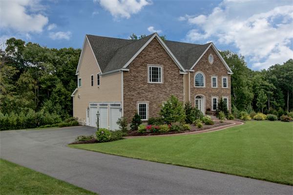 44 Connelly Hill Road Hopkinton, MA 01748 - Photo 2 of 30 Gallery Image 2