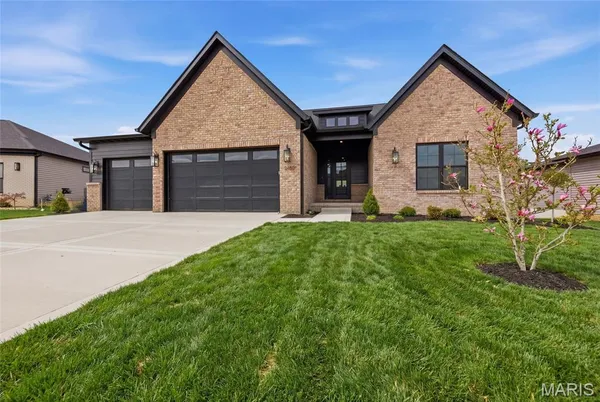 $699,999 | 3459 Whiston Lane, Edwardsville, IL 62025