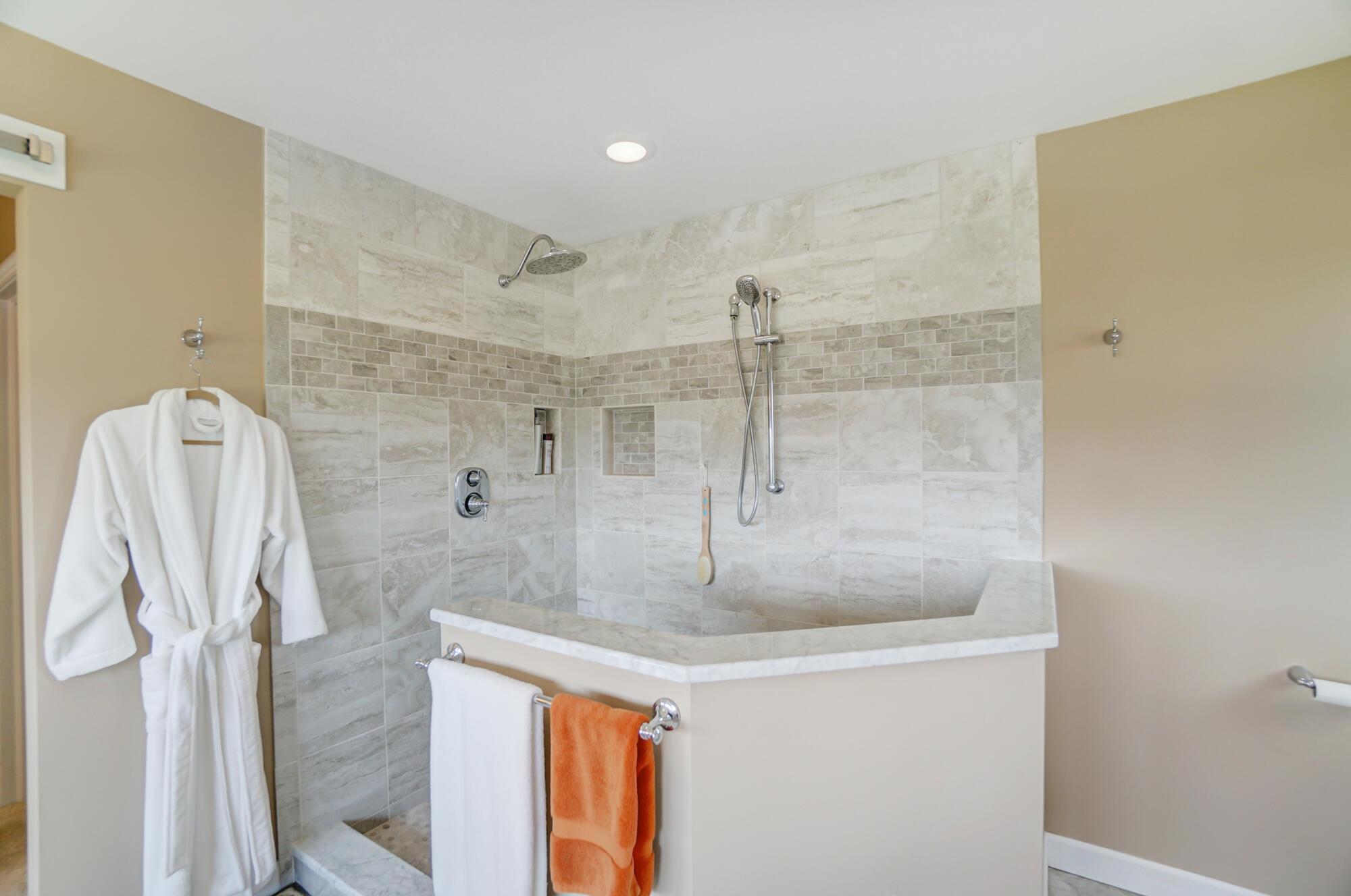 2100 Old Columbus Road London, OH 43140 - Photo 67 of 92 Separate Shower