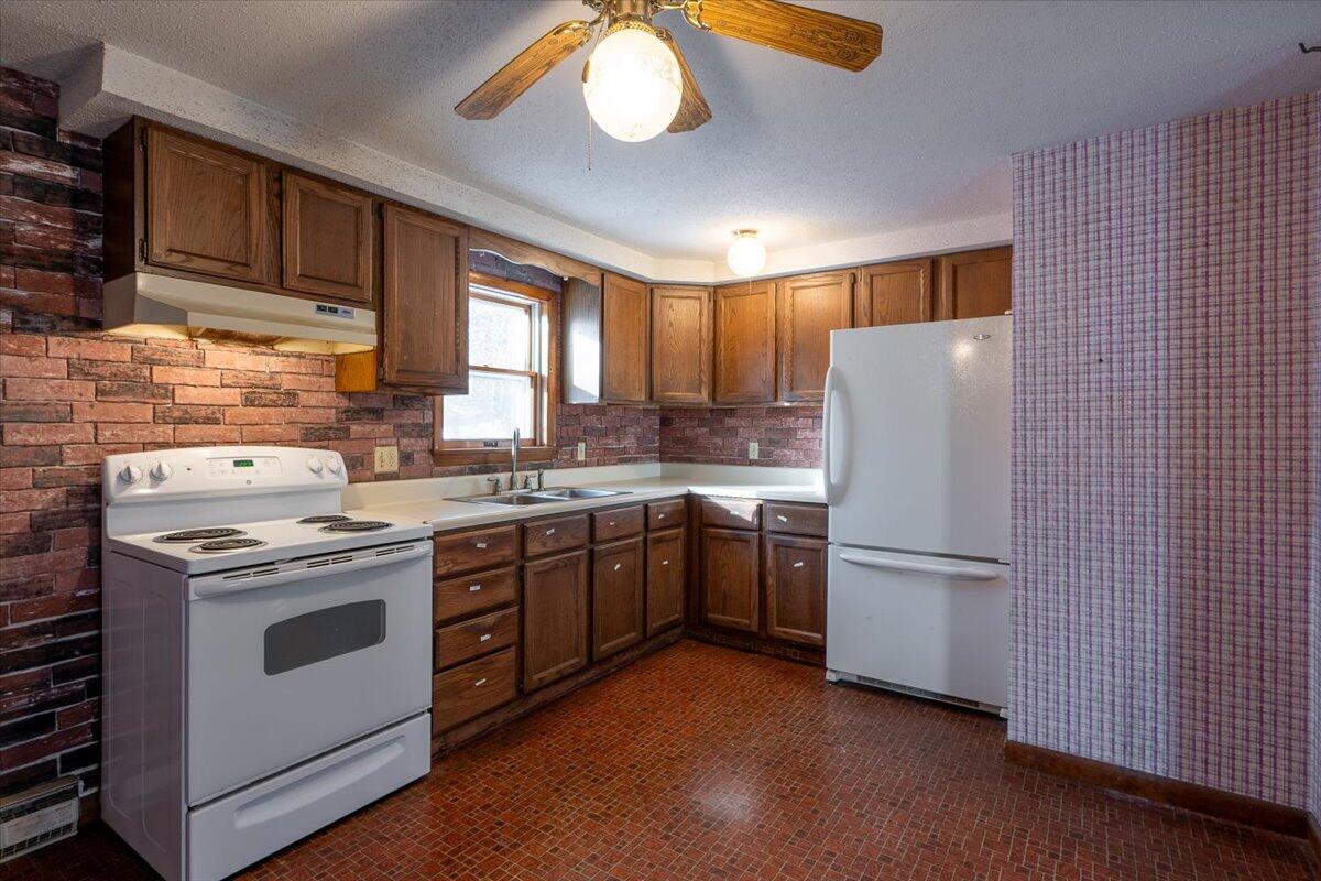 874 Finntown Road Warren, ME 04864 - Photo 18 of 50 874 Finntown Road, Warren