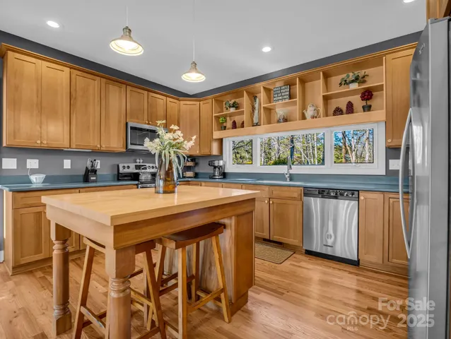 $640,000 | 171 Wilson Court, Lake Lure, NC 28746