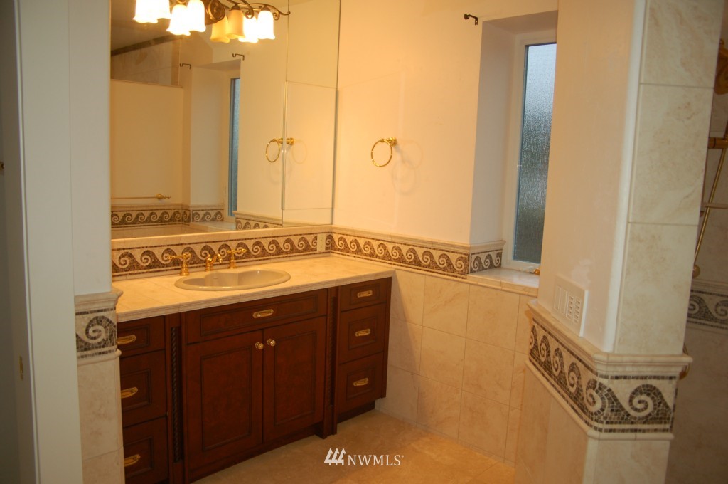 8254 Comox Road Birch Bay, WA 98230 - Photo 13 of 15 Gallery Image 13