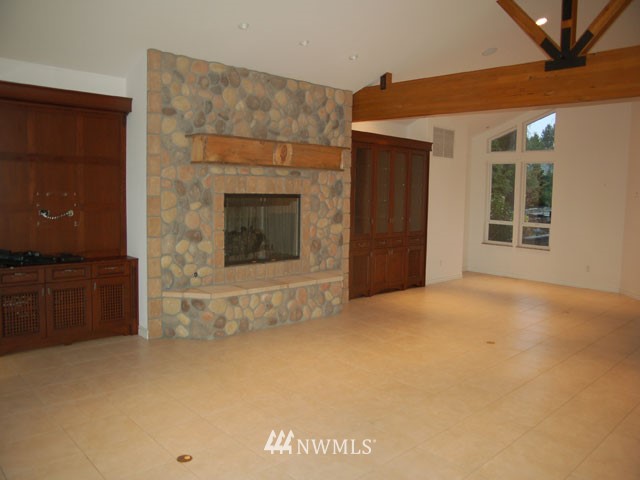 8254 Comox Road Birch Bay, WA 98230 - Photo 5 of 15 Gallery Image 5