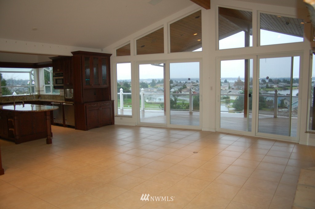8254 Comox Road Birch Bay, WA 98230 - Photo 7 of 15 Gallery Image 7