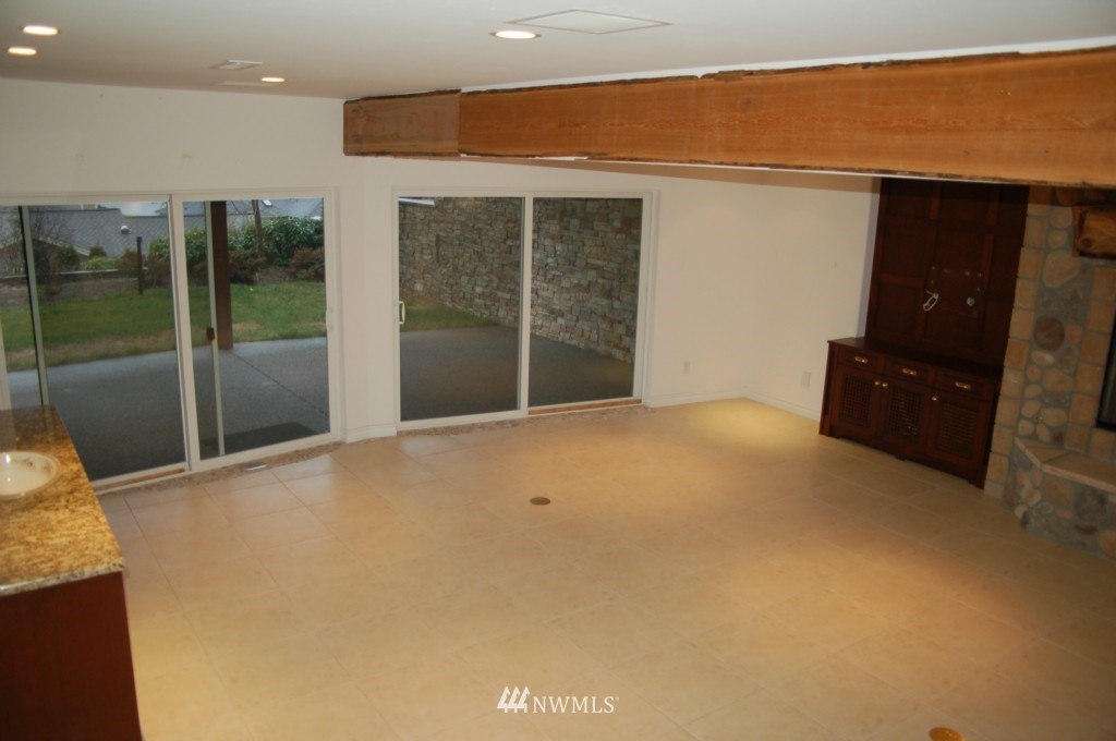 8254 Comox Road Birch Bay, WA 98230 - Photo 9 of 15 Gallery Image 9