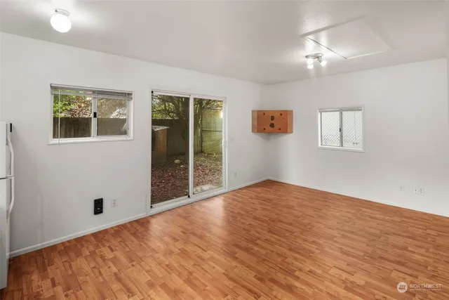 $739,999 | 14516 Dayton Avenue North, Shoreline, WA 98133