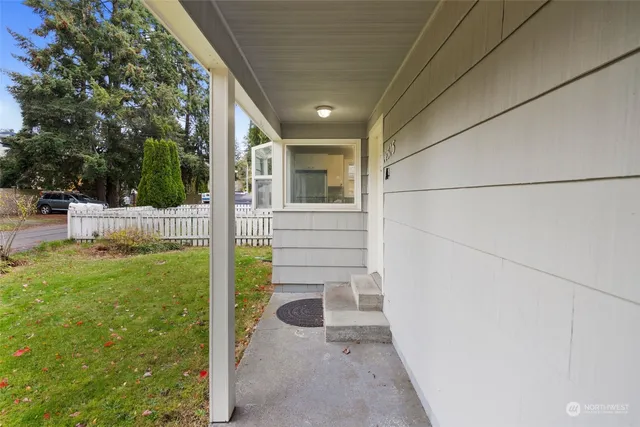 $739,999 | 14516 Dayton Avenue North, Shoreline, WA 98133