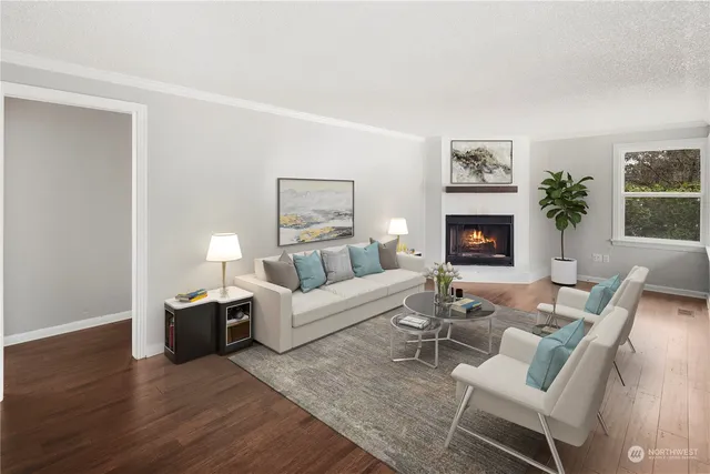 $739,999 | 14516 Dayton Avenue North, Shoreline, WA 98133