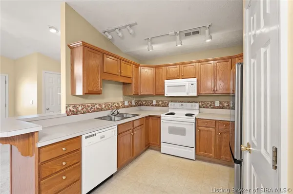 $225,000 | 4222 Treesdale Drive, Sellersburg, IN 47172