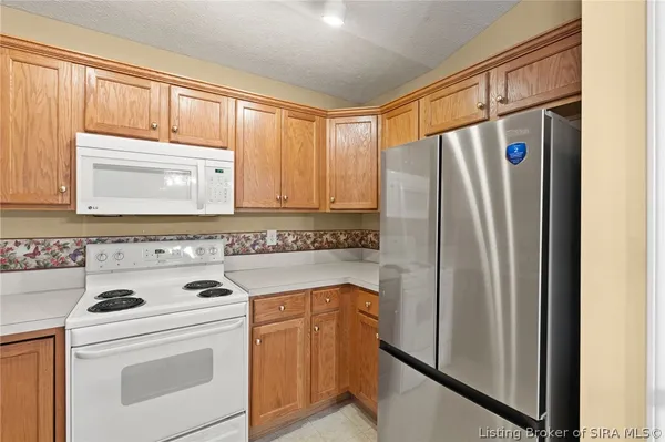 $225,000 | 4222 Treesdale Drive, Sellersburg, IN 47172