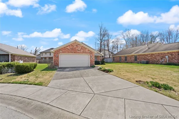 $225,000 | 4222 Treesdale Drive, Sellersburg, IN 47172