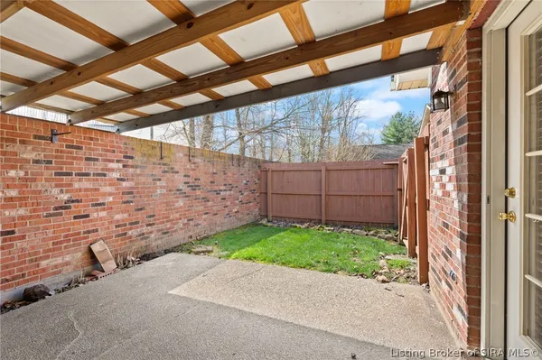 $225,000 | 4222 Treesdale Drive, Sellersburg, IN 47172