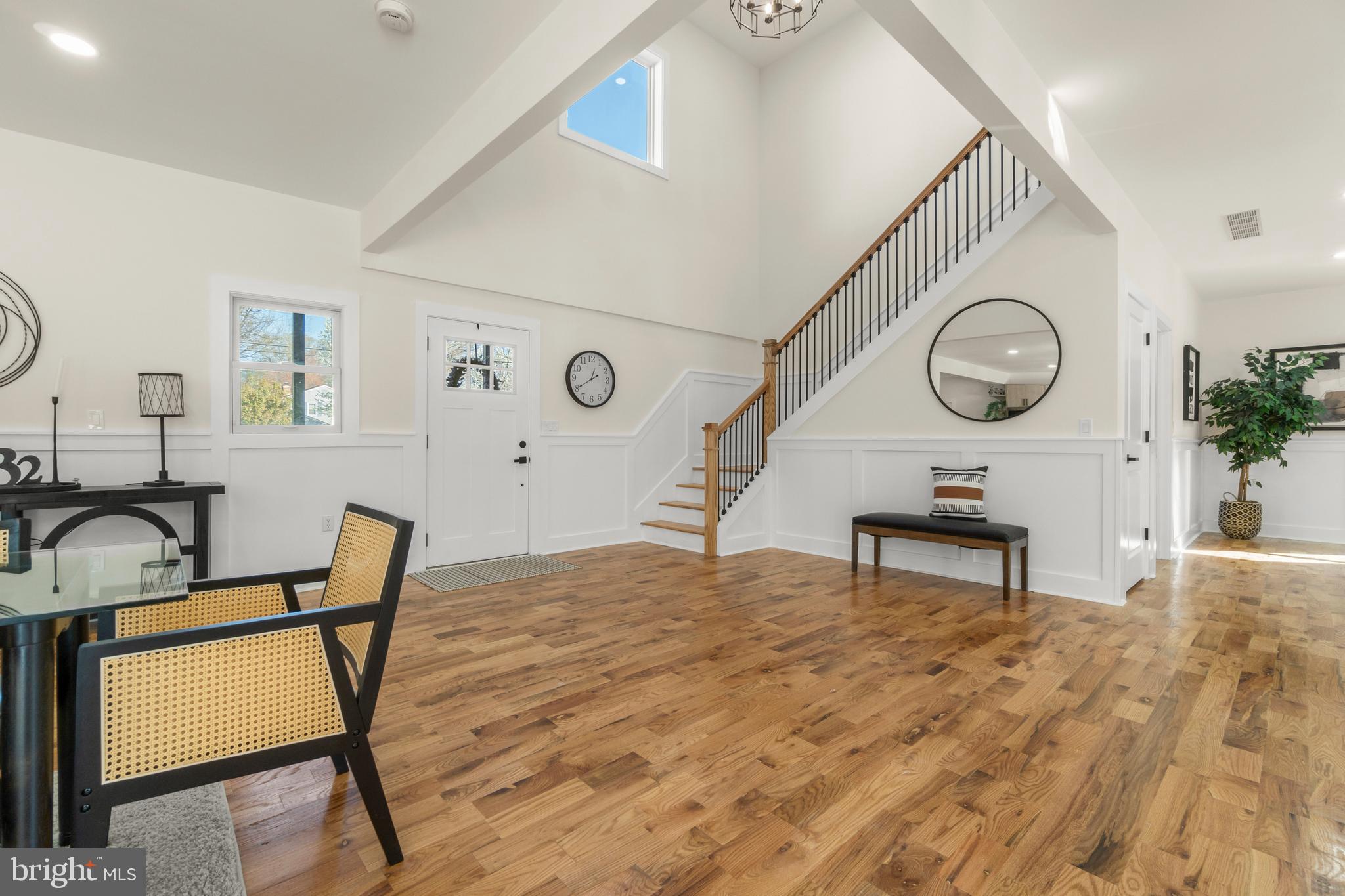 32 Wagon Bridge Run Moorestown, NJ 08057 - Photo 22 of 41 a living room with table chairs and a clock