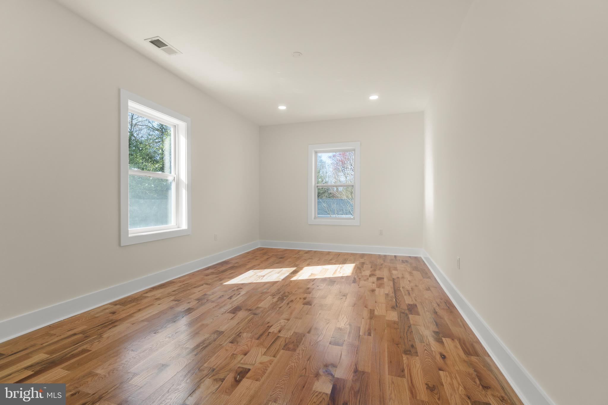 32 Wagon Bridge Run Moorestown, NJ 08057 - Photo 33 of 41 a view of an empty room and window