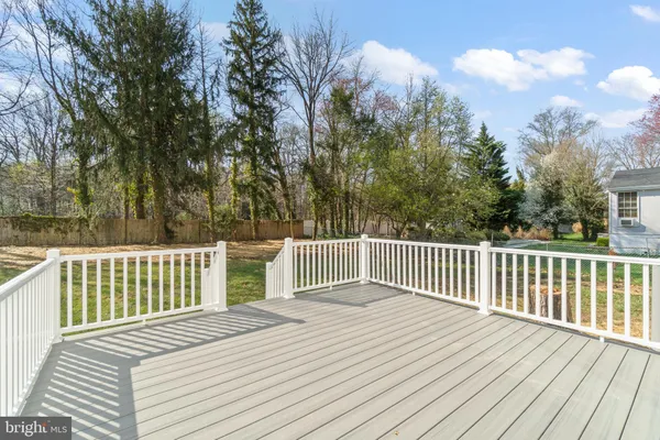 $950,000 | 32 Wagon Bridge Run, Moorestown, NJ 08057