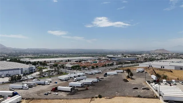 $6,550,000 | 815 Agua Mansa Road, Jurupa Valley, CA 92509