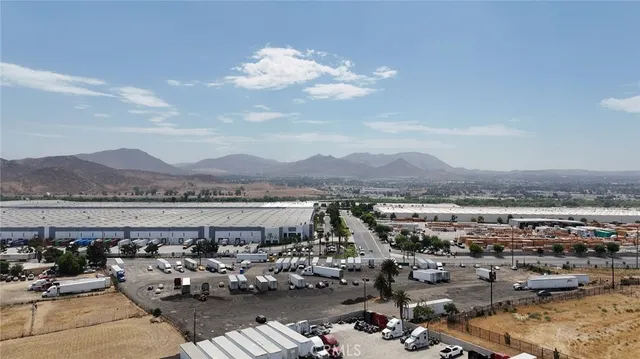 $6,550,000 | 815 Agua Mansa Road, Jurupa Valley, CA 92509