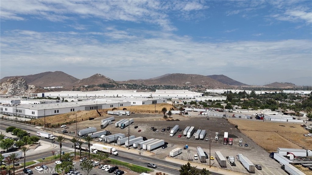 815 Agua Mansa Road Jurupa Valley, CA 92509 - Photo 2 of 22