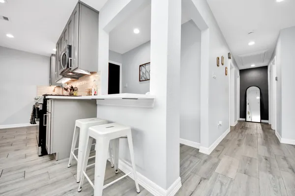 $1,900 | 834 Ellington Street, Houston, TX 77088