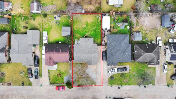 $1,900 | 834 Ellington Street, Houston, TX 77088