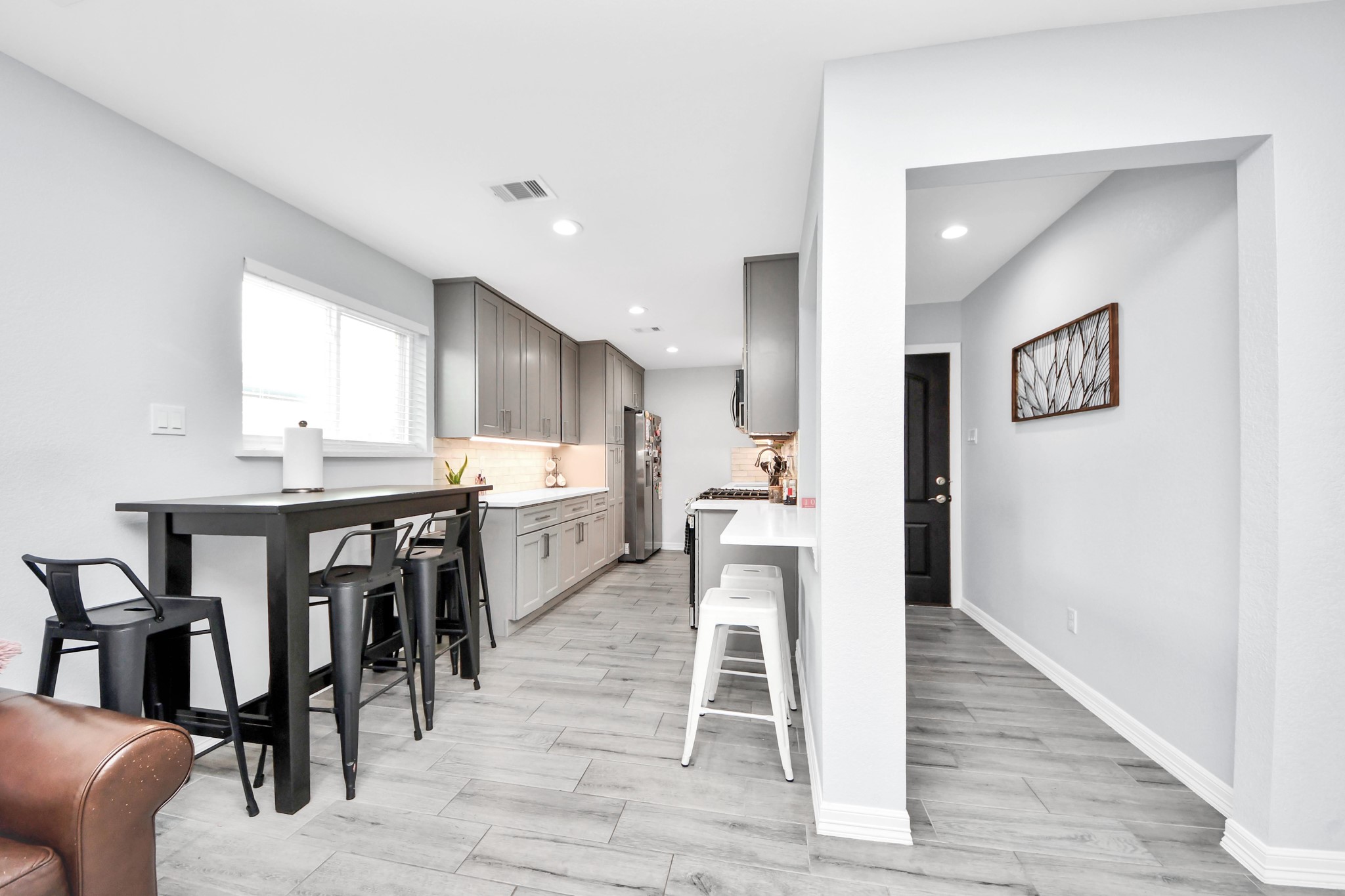 834 Ellington Street Houston, TX 77088 - Photo 9 of 37