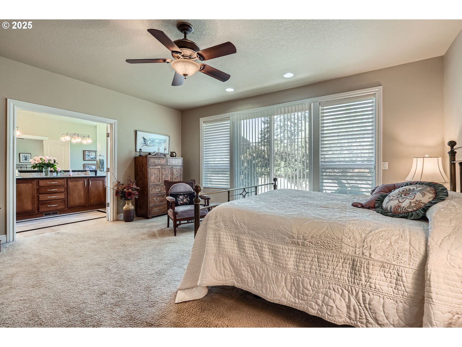 1114 South 6th Way Ridgefield, WA 98642 - Photo 20 of 31 Bathroom, Attached
