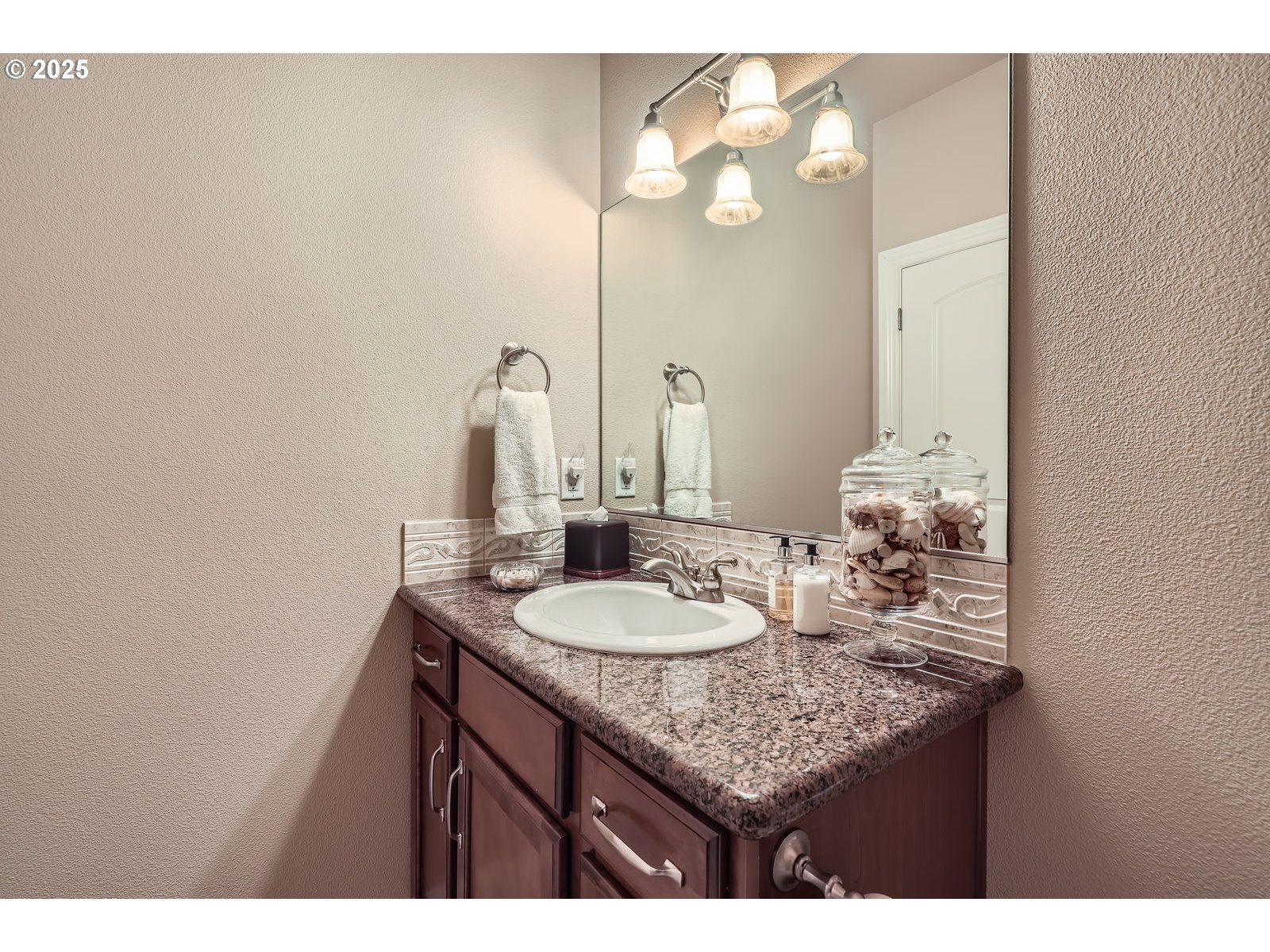 1114 South 6th Way Ridgefield, WA 98642 - Photo 30 of 31 Yard