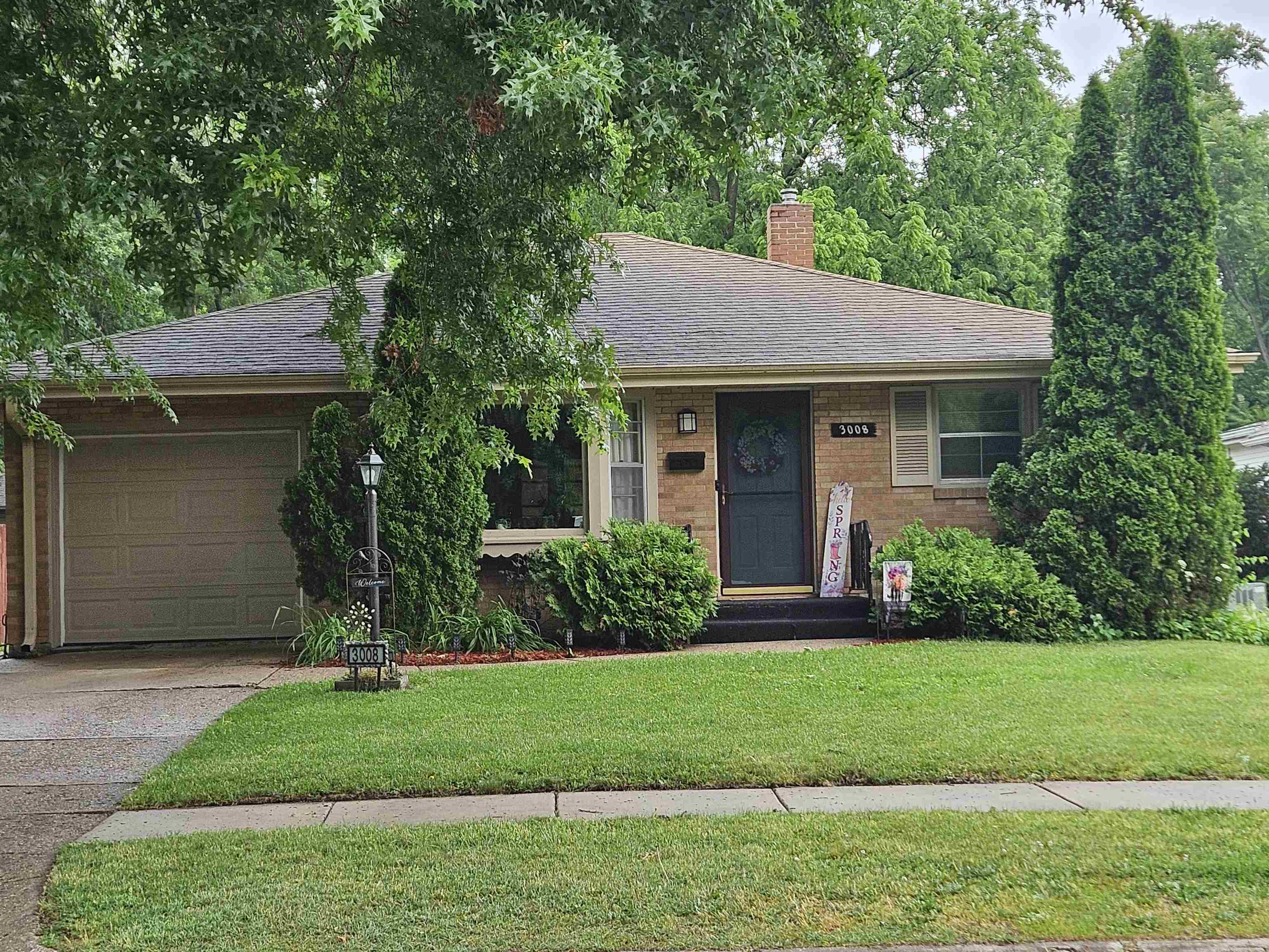 3008 Guilford Road Rockford, IL 61107 - Photo 1 of 15